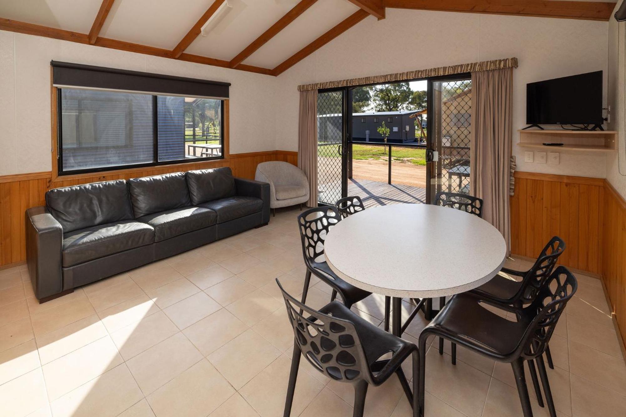 Big4 Renmark Riverfront Holiday Park Eksteriør bilde