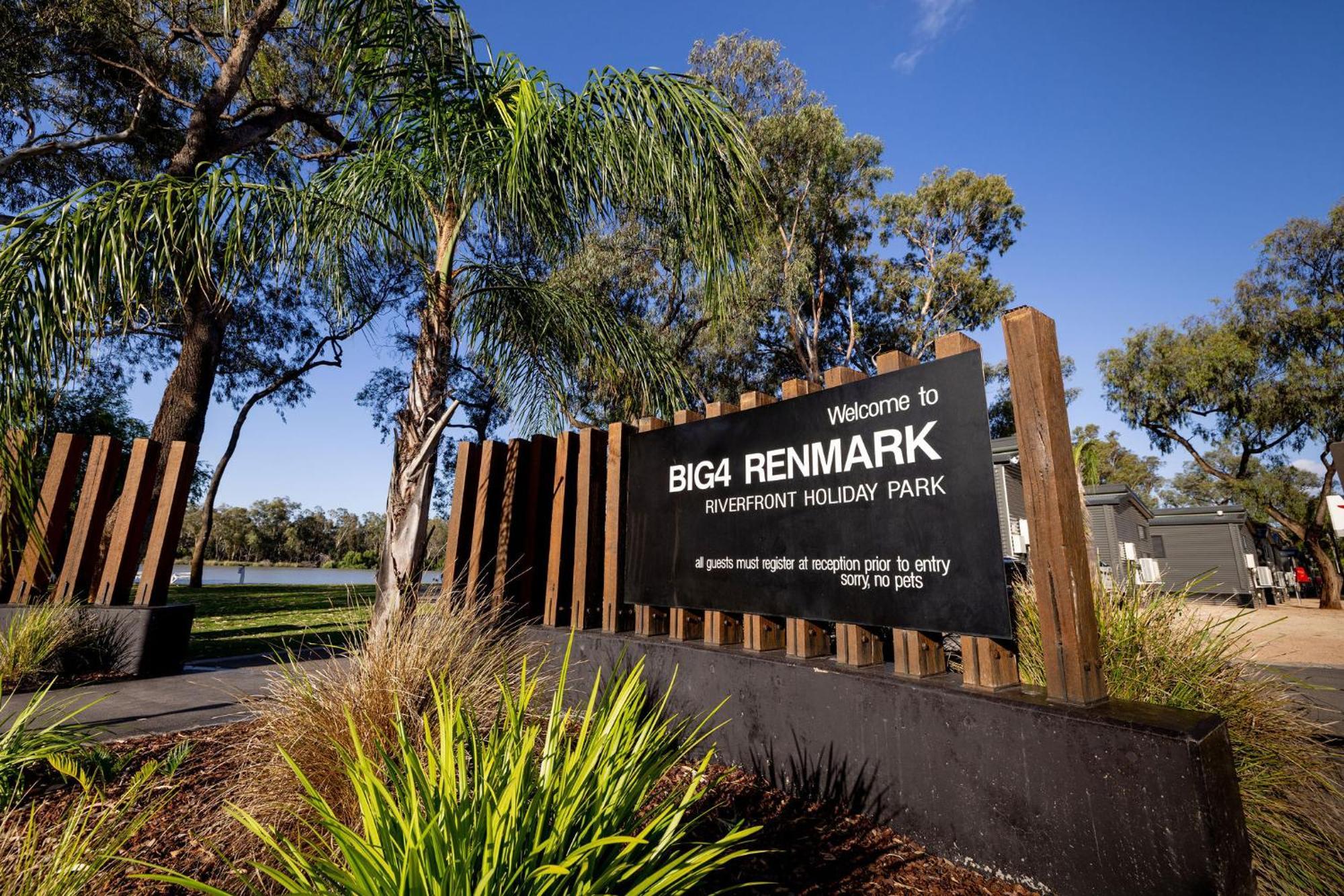 Big4 Renmark Riverfront Holiday Park Eksteriør bilde